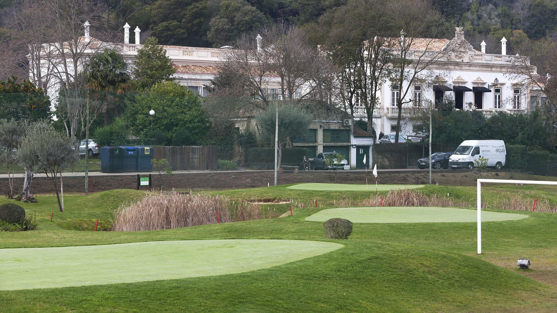 Hotel Quinta Das Lagrimas - Small Luxury Hotels Коїмбра Екстер'єр фото The putting green